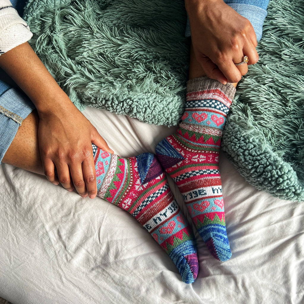 Heart Hygge Socks - Retro Cabin Cozy Boots & Slides Socks